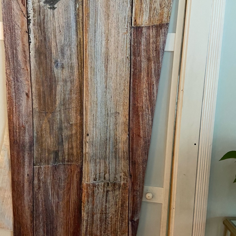 Gesmatic Tasperty Wall Hanging,...use as a back drop! 6ft x 6ft - Picture 2 of 2